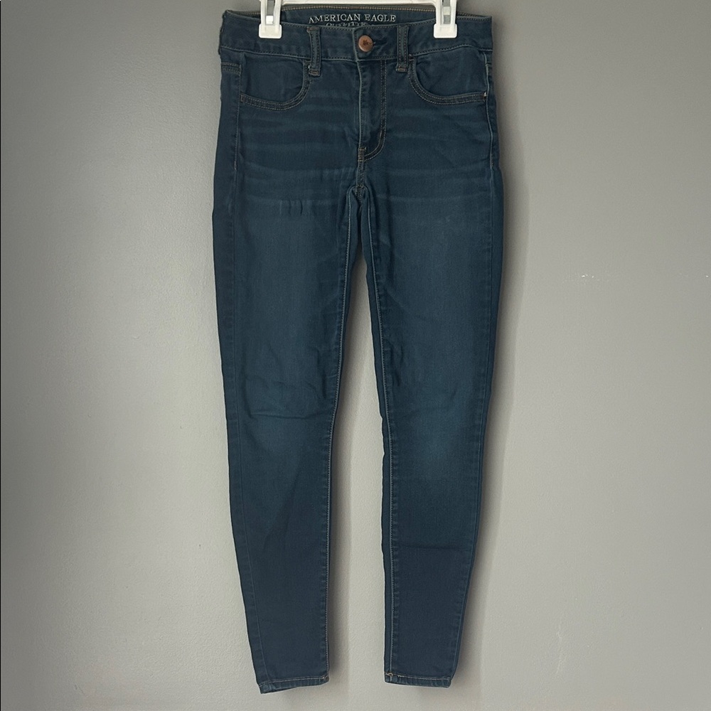60% off American Eagle Outfitters Women's Dark Blue Skinny Jegging